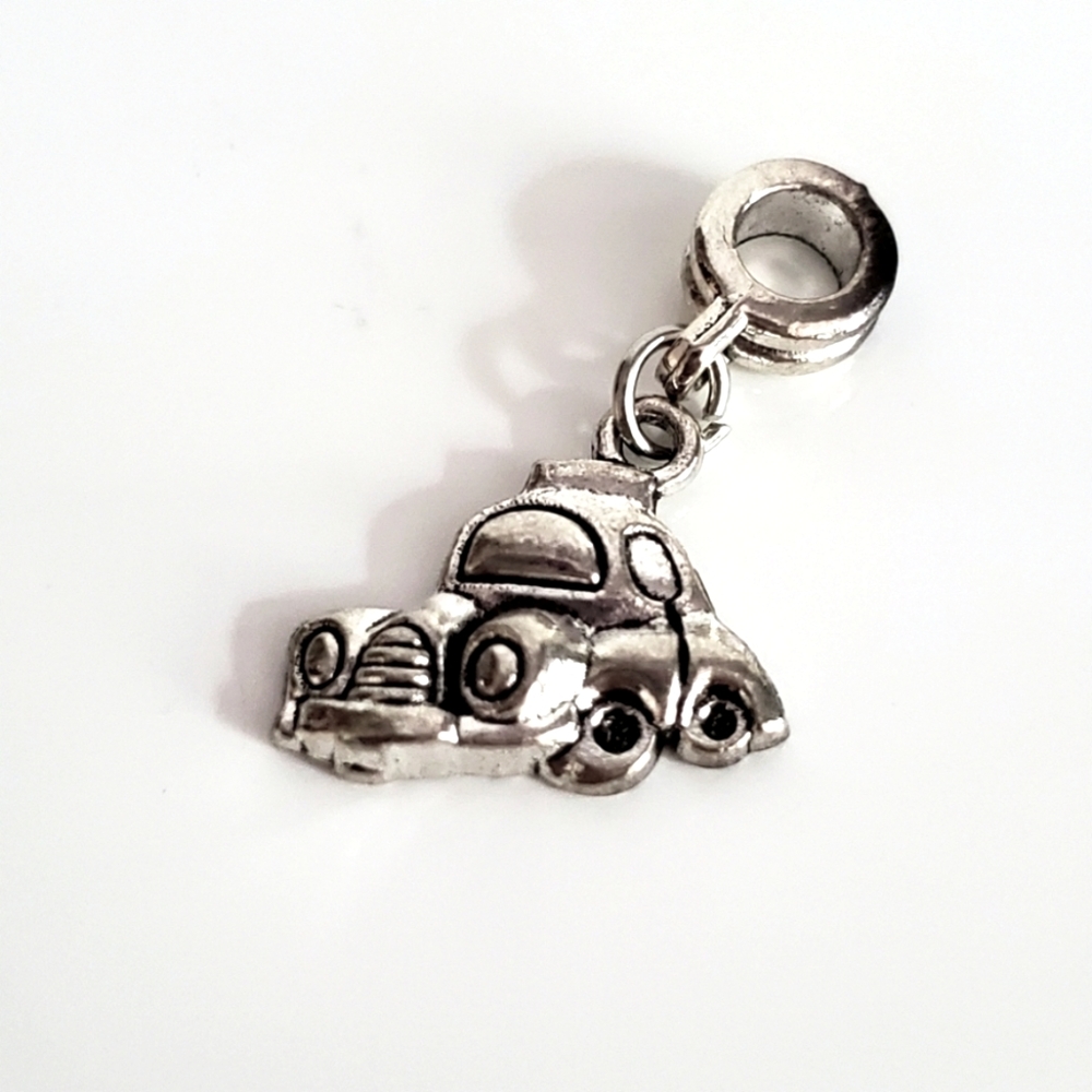 Charm pendant, OLD CAR 🚗